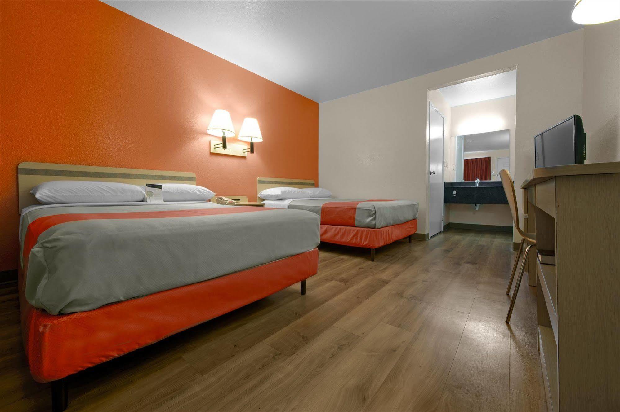 Motel 6-Leominster, Ma 외부 사진